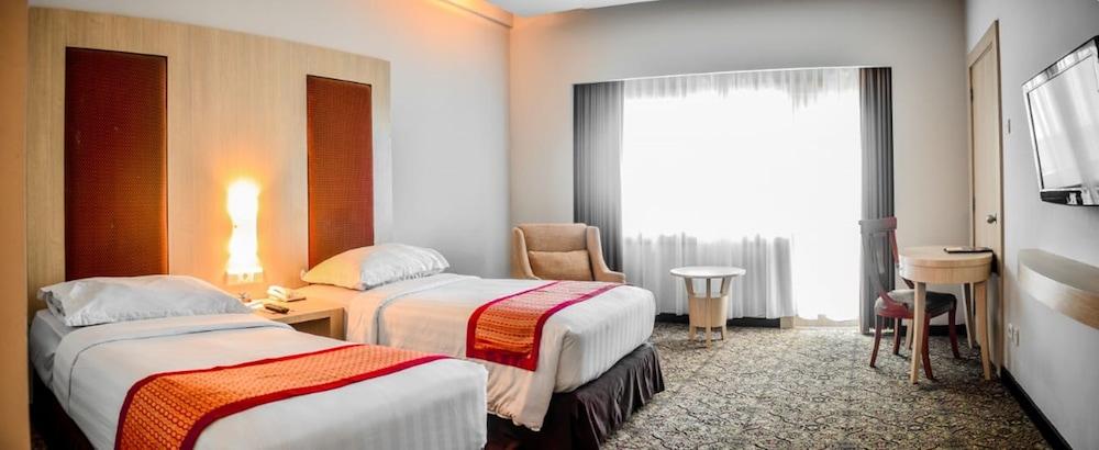 Pangeran Beach Hotel Padang  Eksteriør bilde