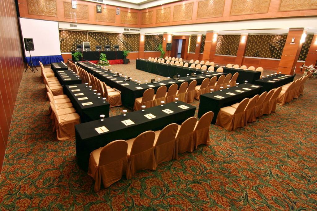 Pangeran Beach Hotel Padang  Eksteriør bilde